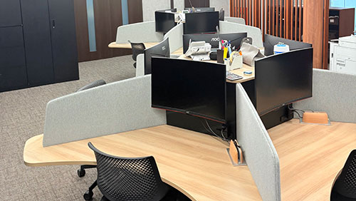 オフィスフリーアドレス化のお知らせ